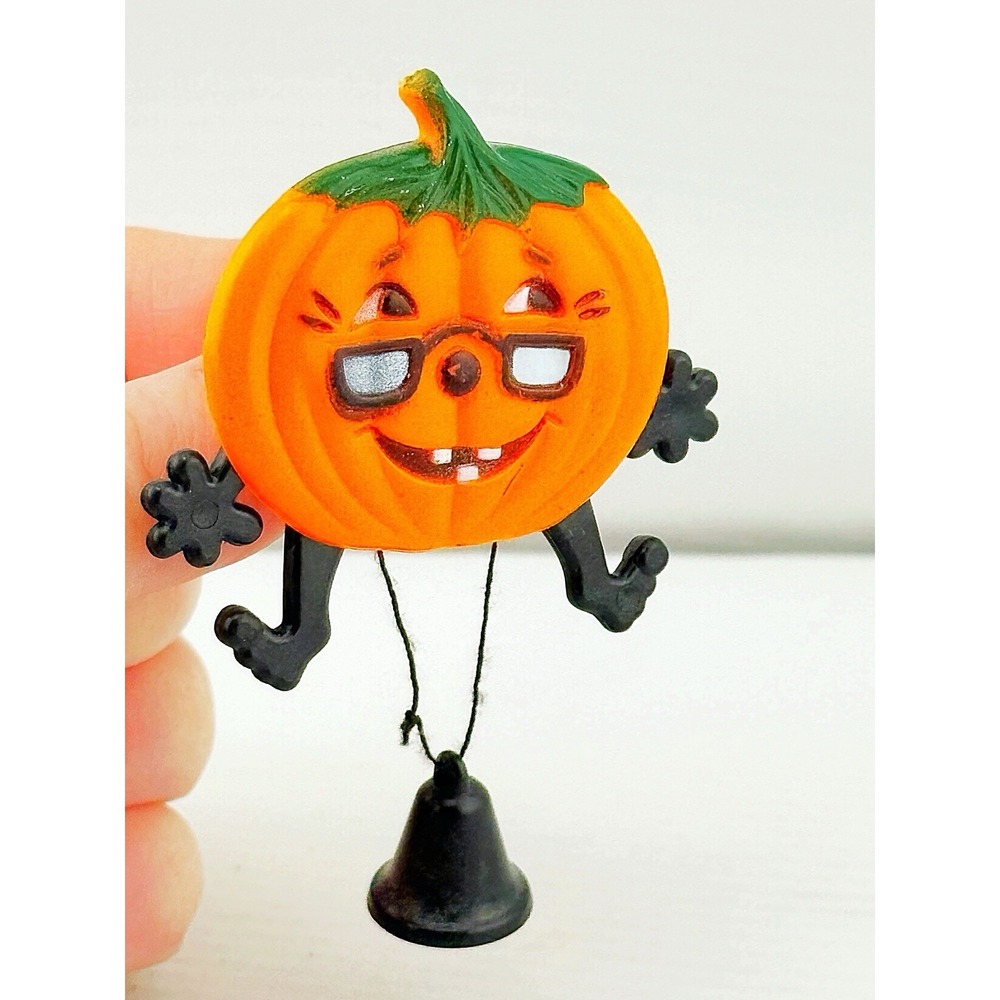 Vintage 1976 Creative Creations Jumping Jack O' Lantern Halloween Brooch